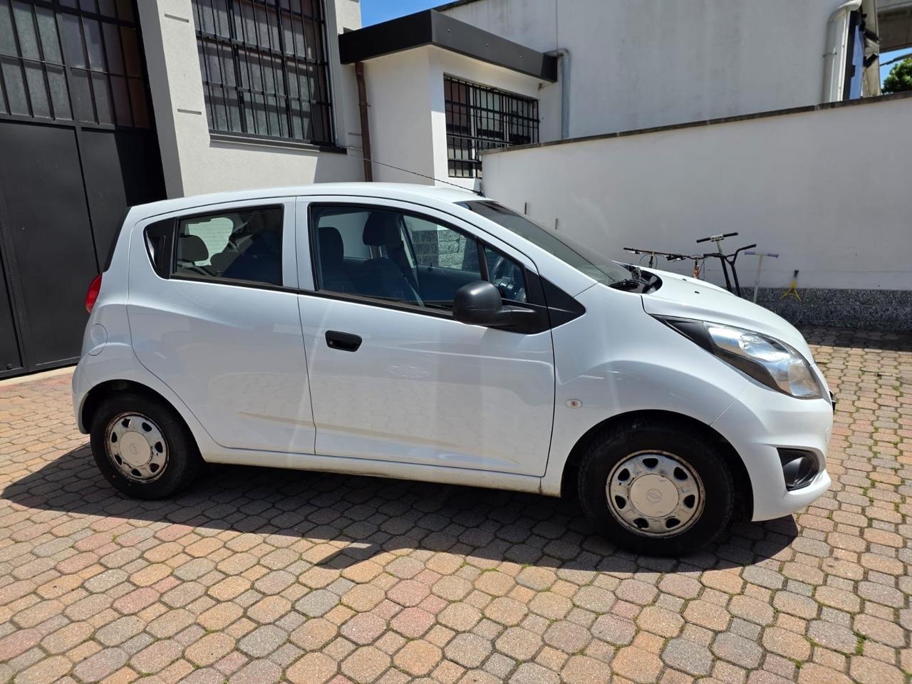Chevrolet Spark 1.0 Pink Lady Special Edition