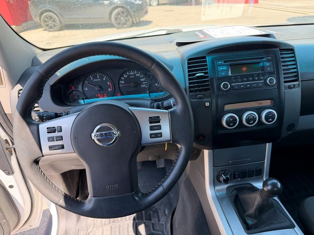 Nissan Navara 2.5 dCi 190CV 2 porte Cab 4X4