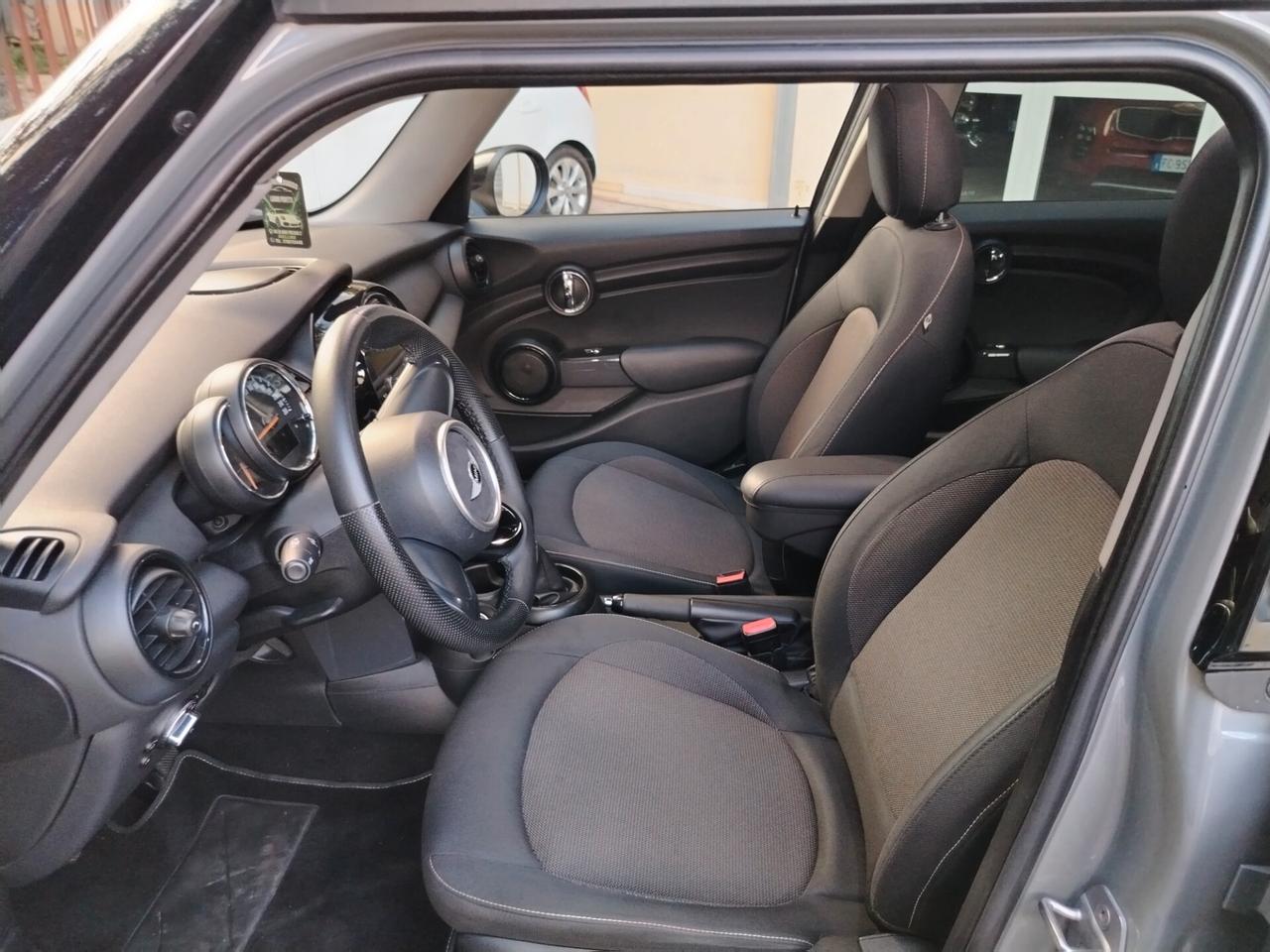Mini 1.5 Cooper D Hype 5