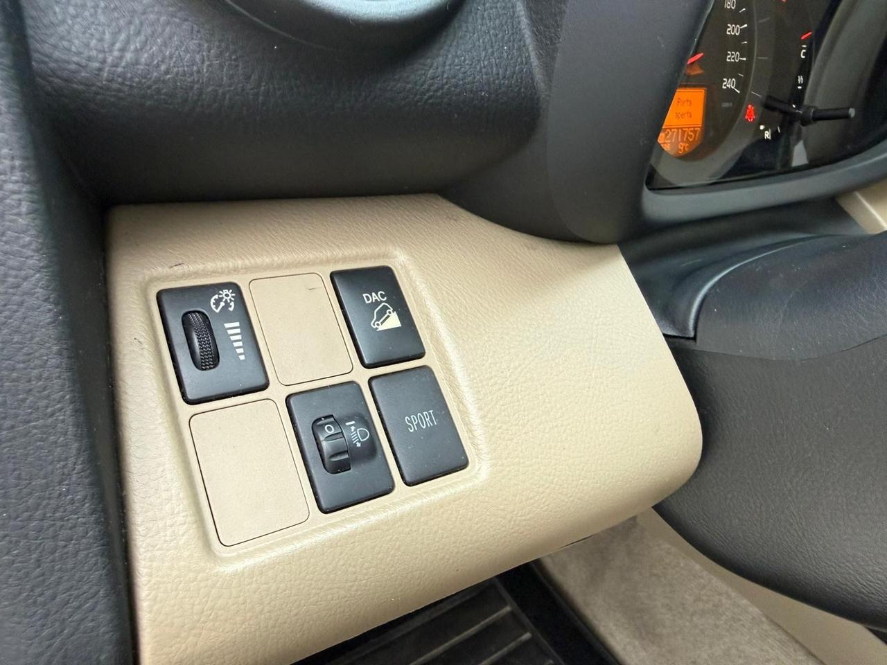 Toyota RAV 4 RAV4 2.2 D-4D 150 CV DPF Luxury