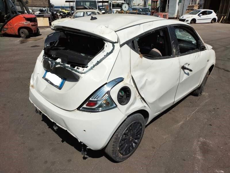 Lancia Ypsilon 1.2 69 CV 5 porte S&S Platinum
