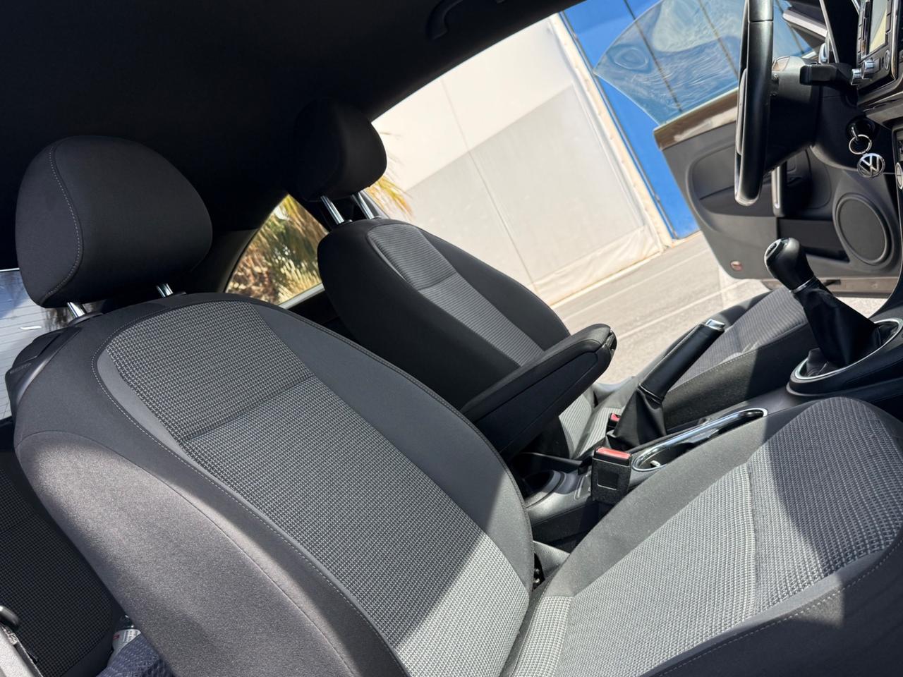Volkswagen Maggiolino 1.6 TDI -105 CV-PERMUTABILE