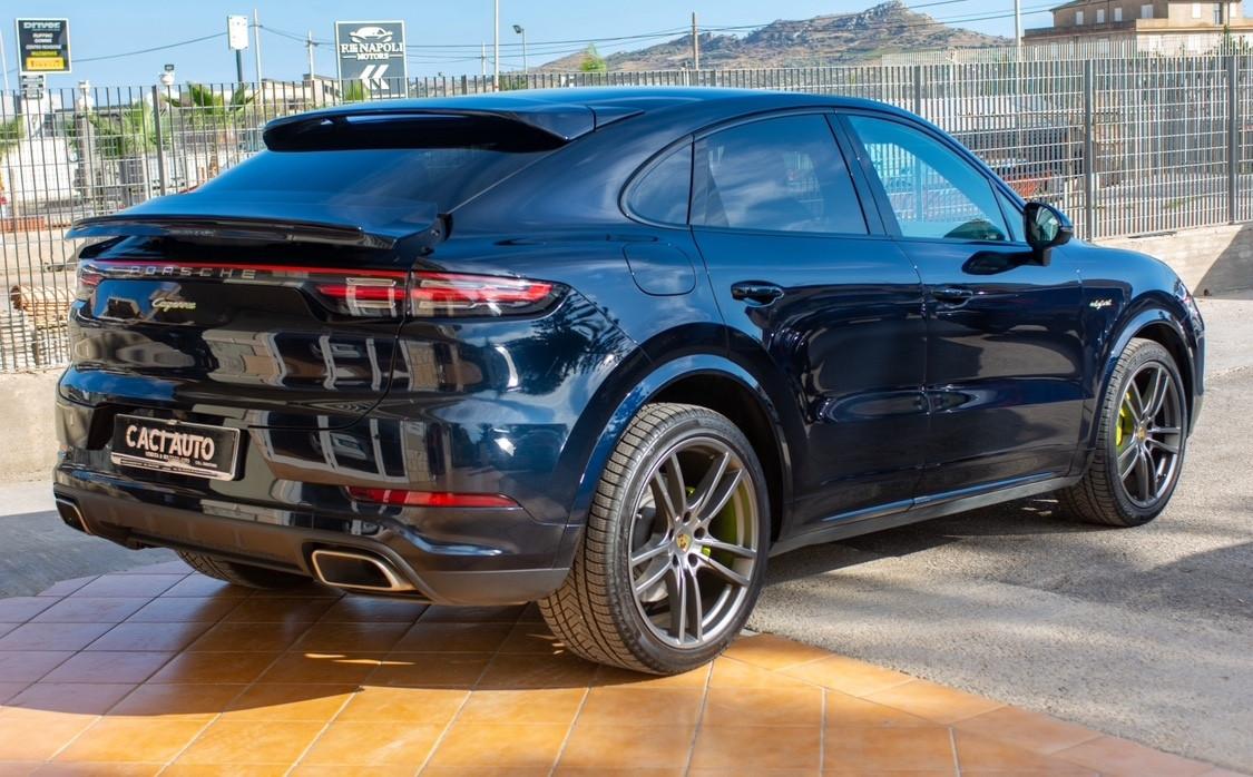 Porsche Cayenne Coupé 3.0 V6 E-Hybrid
