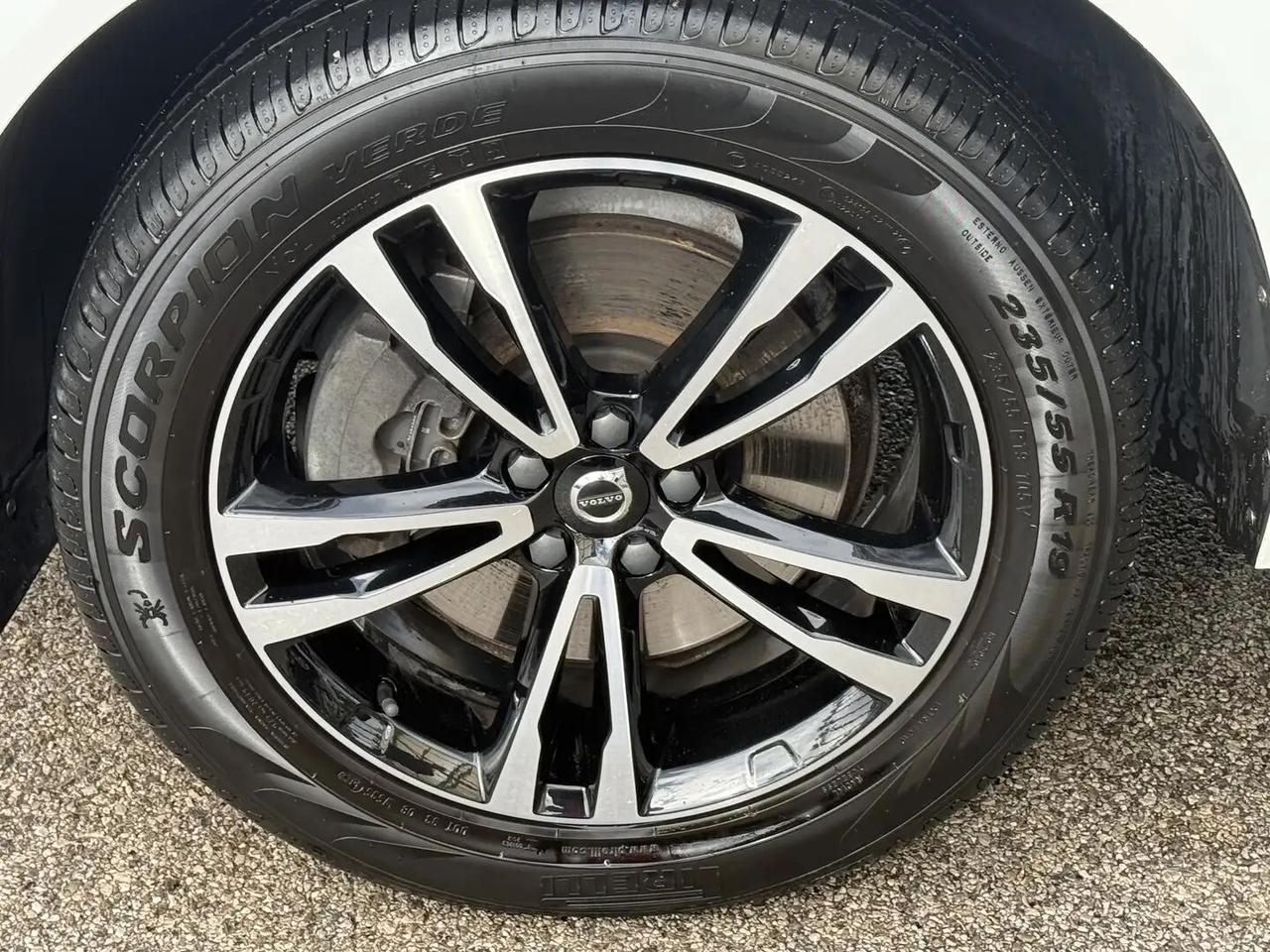 Volvo XC 60 XC60 B4 (d) R-design