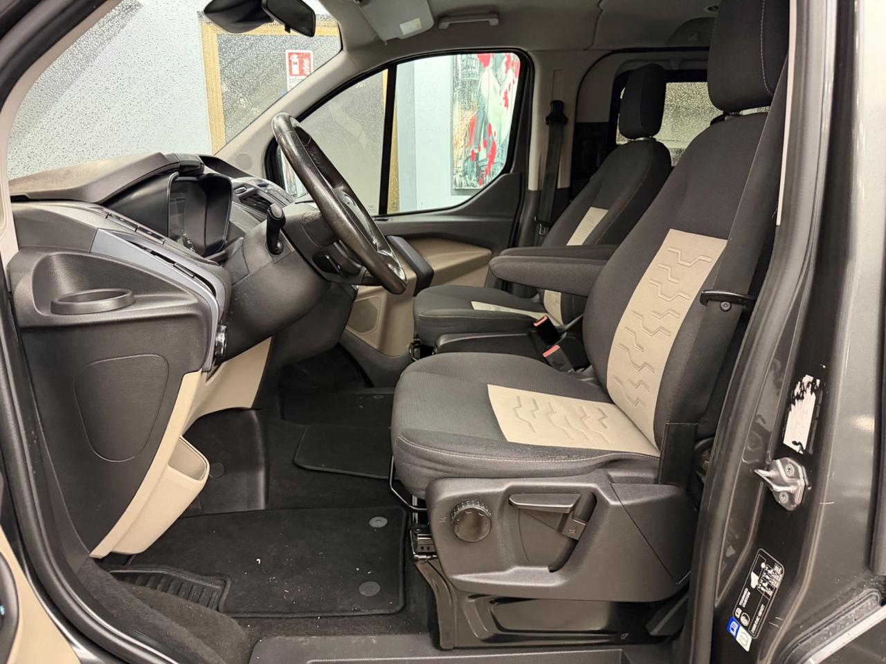 Tourneo Custom 310 2.0 TDCi 170CV aut. PC Titanium (125