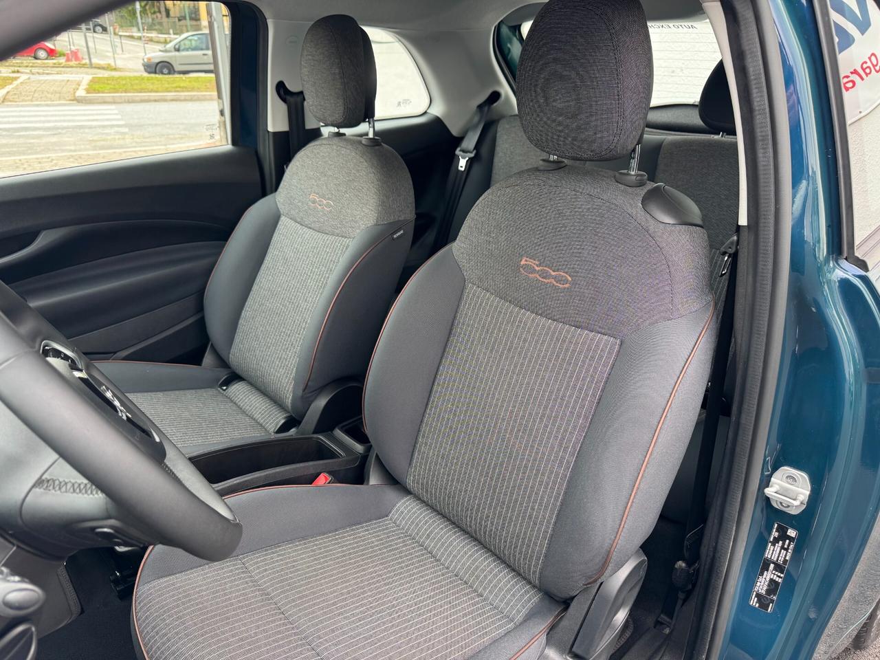 Fiat 500 500e Berlina 42 kWh La Prima