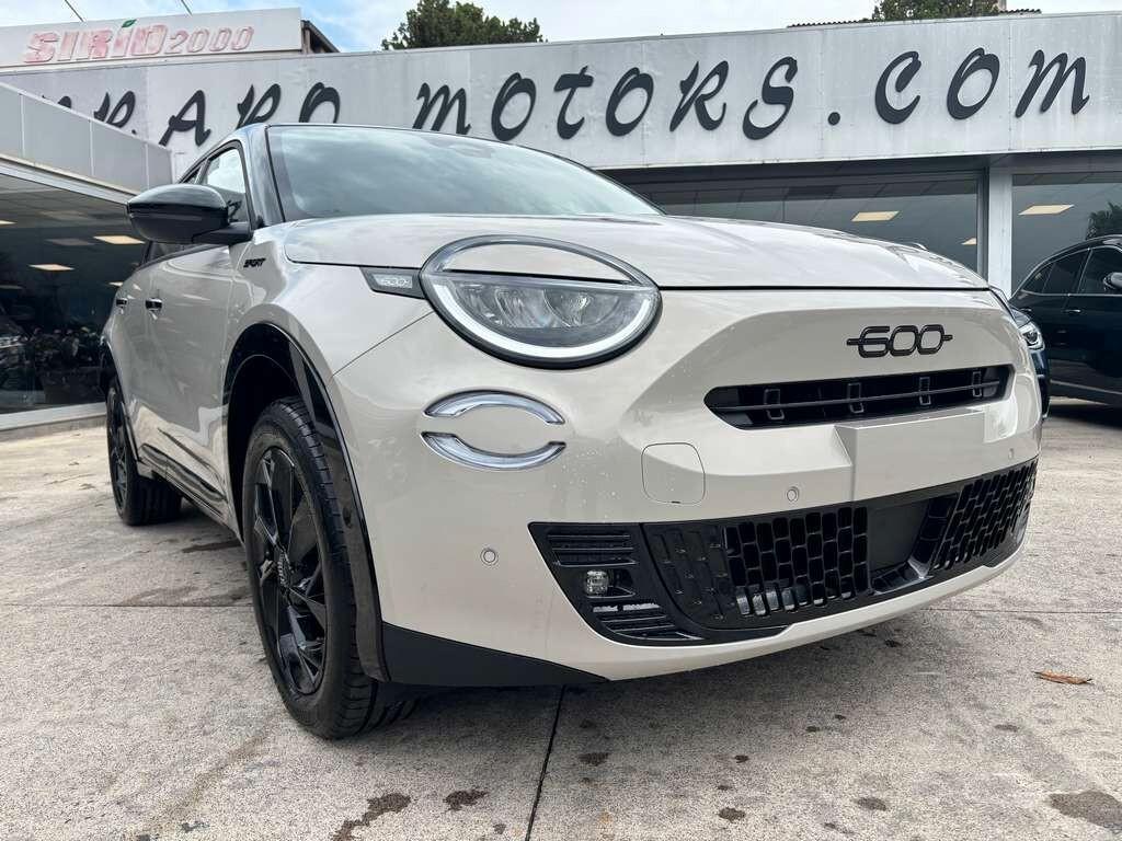 Fiat 600 Hybrid 145 CV DCT MHEV Sport 2026 / KM 0 IVA ESPOSTA Tua a solo 269 Euro al mese