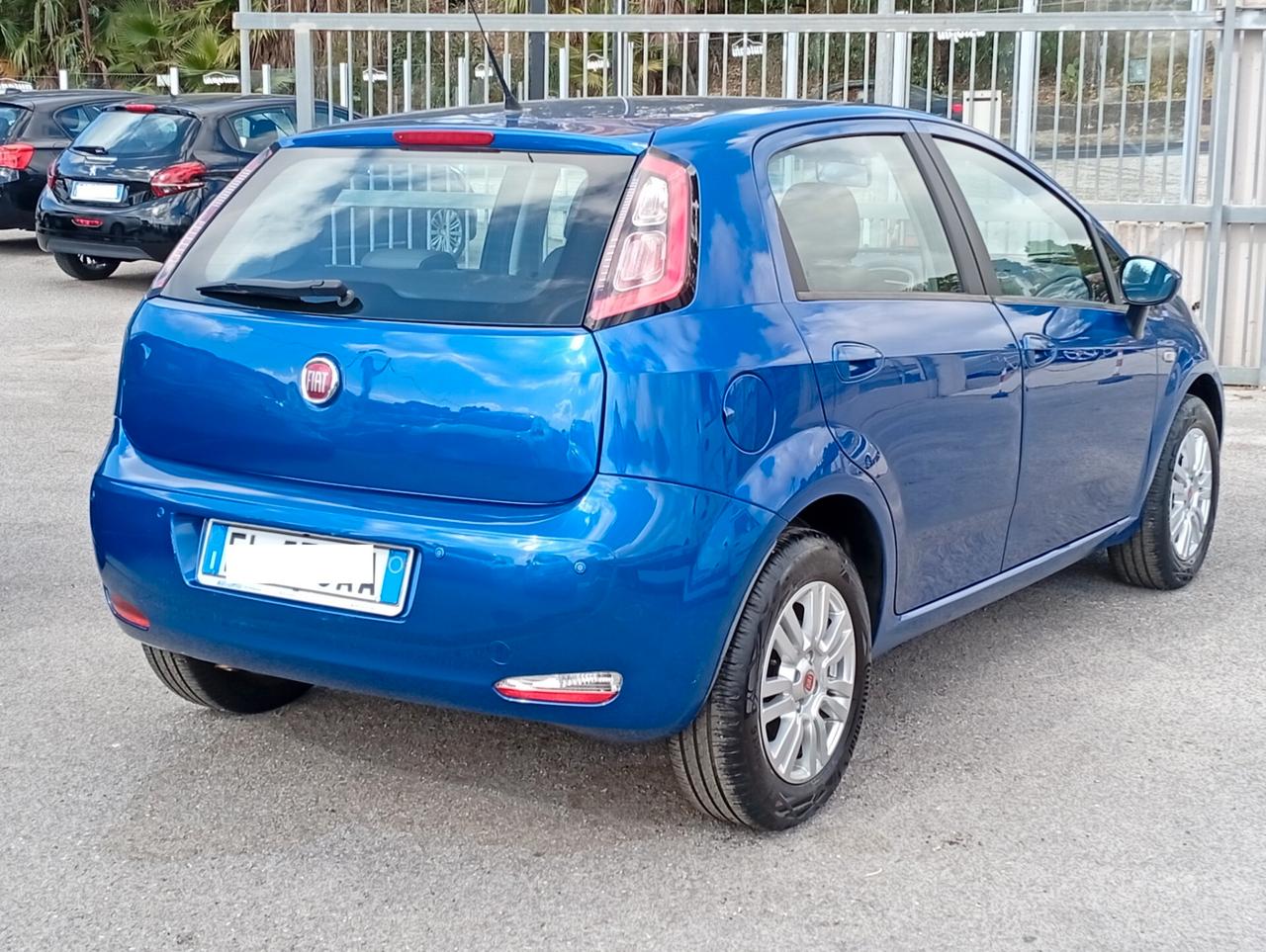 Fiat Punto 1.4 S&S 8V Dualogic 5 porte Racing