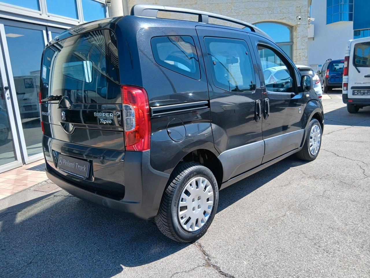 Fiat Qubo (Peugeot Bipper) 1.3 MJT 75 CV