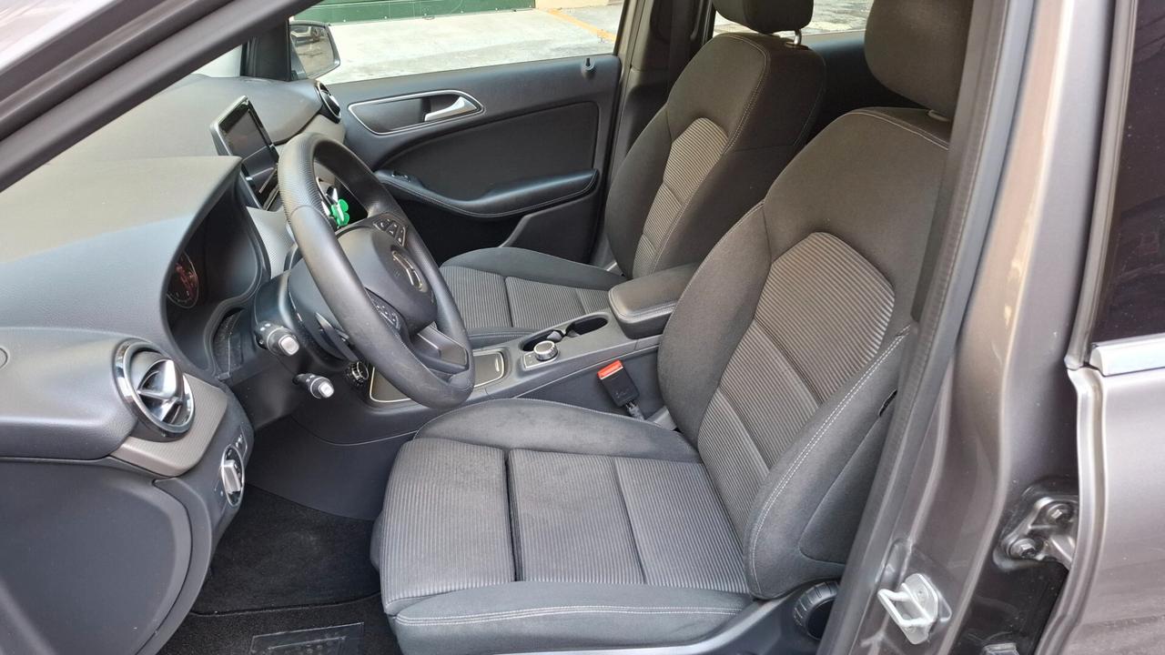 Mercedes-benz B 180 d Automatic Premium