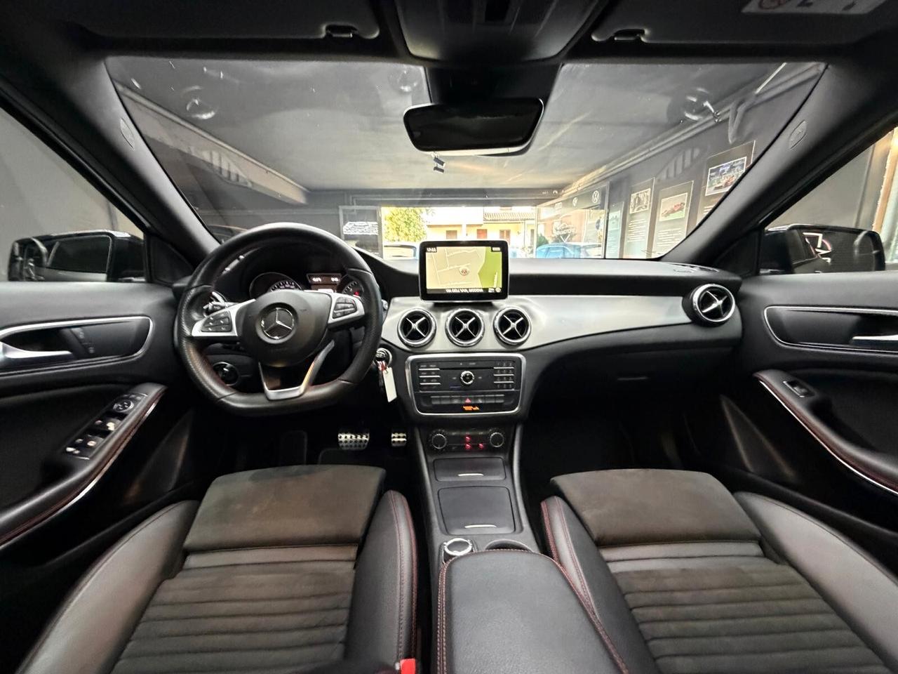 Mercedes-benz GLA 200 d Automatic Premium