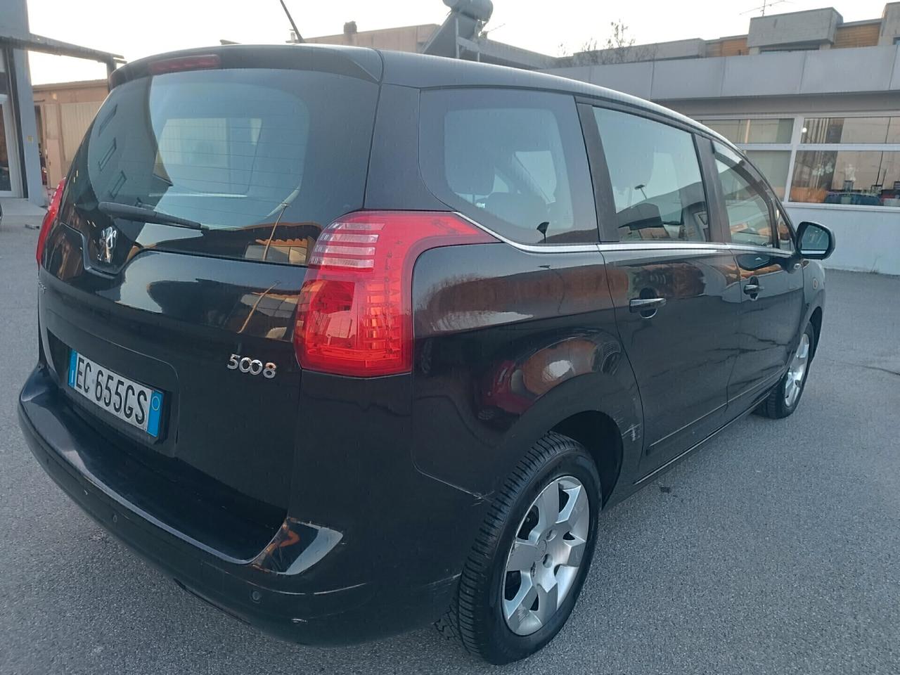 Peugeot 5008 1.6 diesel automatica garanzia