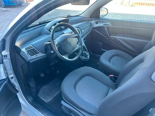Lancia Ypsilon 1.2 69 CV 5 porte S&S Platinum