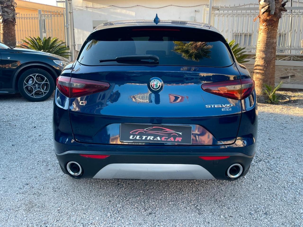Alfa Romeo Stelvio 2.2 Turbodiesel 180 CV AT8 RWD Executive