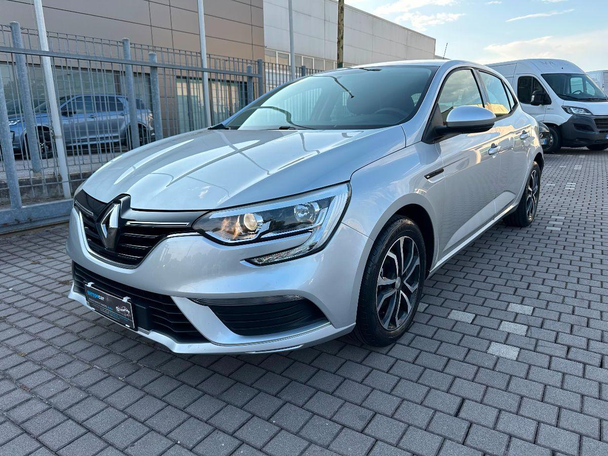 RENAULT - MÃ©gane - TCe Energy Zen