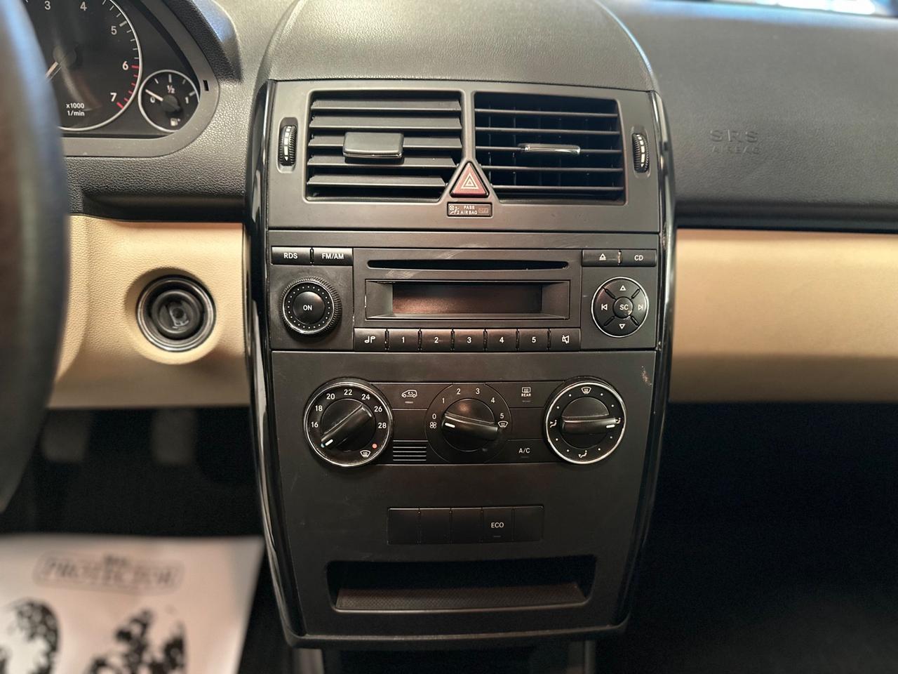 Mercedes-benz A 160 BlueEFFICIENCY Special Edition NEOPATENTATI