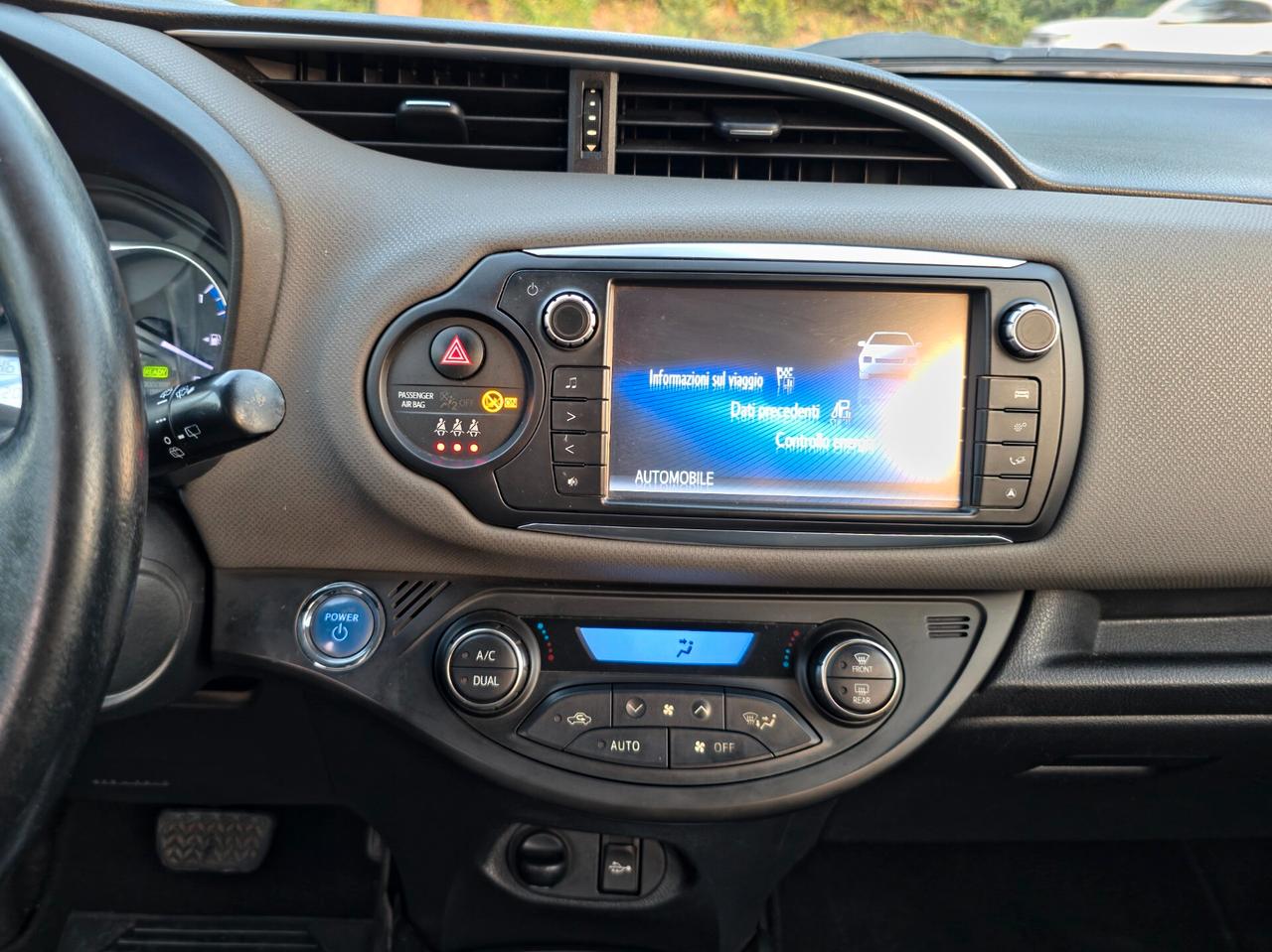Toyota Yaris 1.5 Hybrid 5 porte Active E6B Automatico NEO 2016