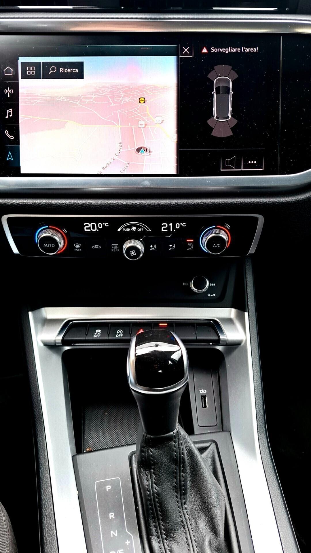 Q3 40 2.0 TDI quattro S tronic Business 190cv