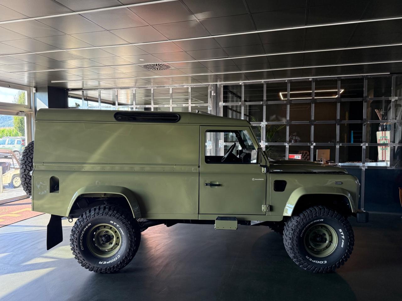 Land Rover Defender 110 2.5 Td5 cat Hard-Top