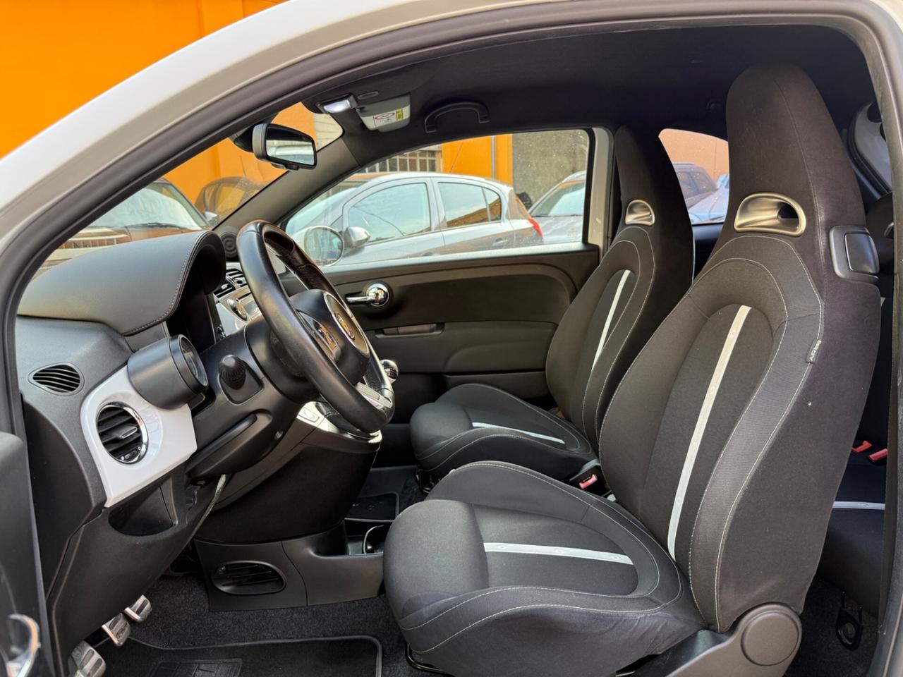 Abarth 595 C 1.4 Turbo T-Jet 140 CV