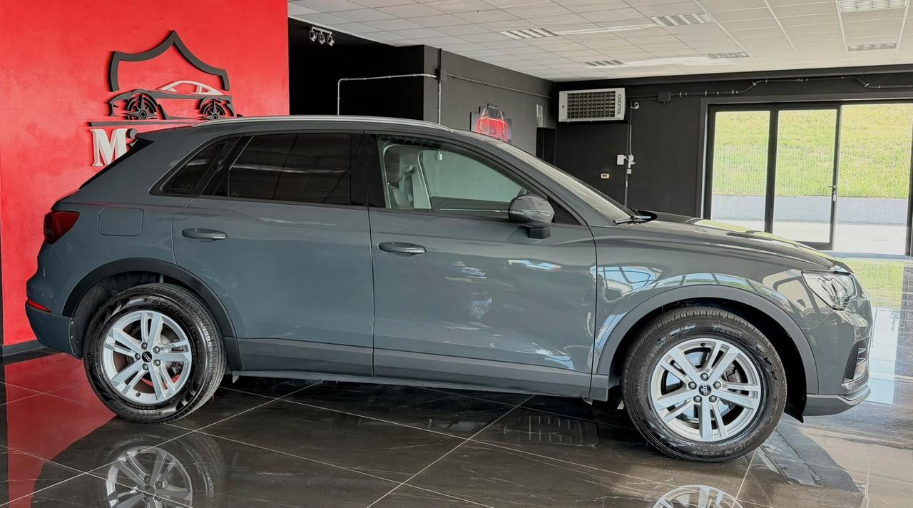 Audi Q3 35 TDI S tronic Business Advanced