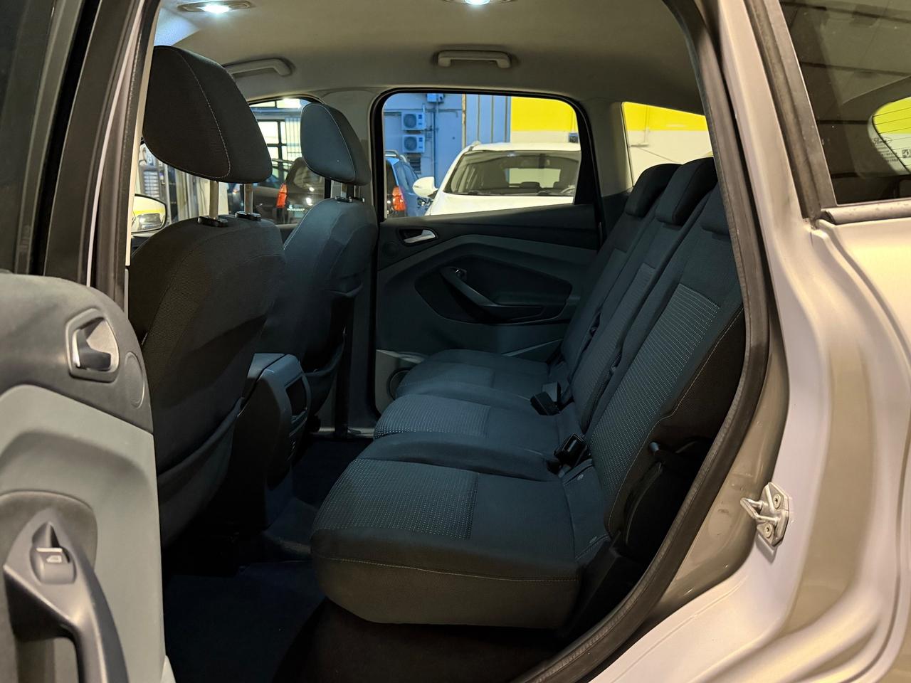 Ford C-Max 1.6 TDCi 115CV Titanium Neopatentati