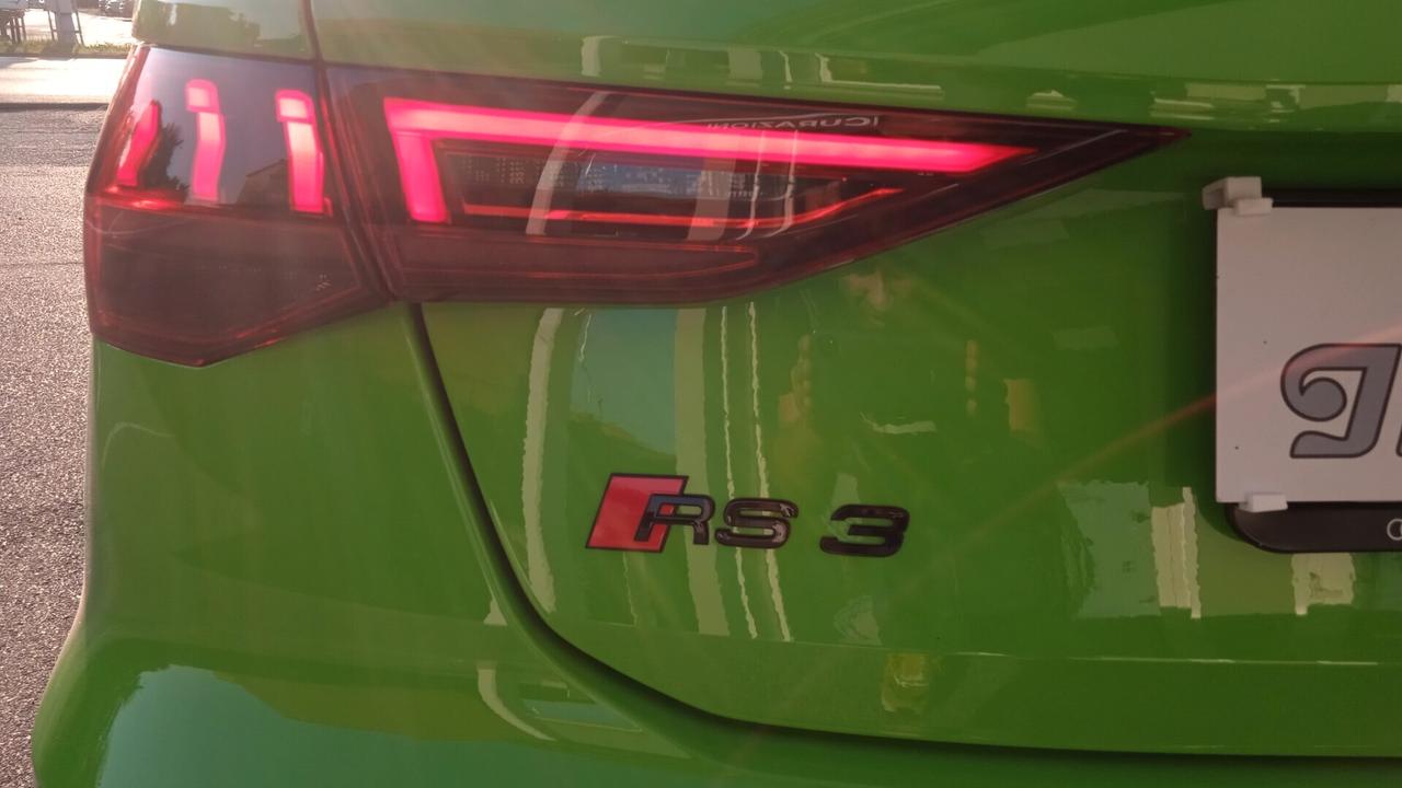 Audi A3 RS 3 TFSI quattro S tronic