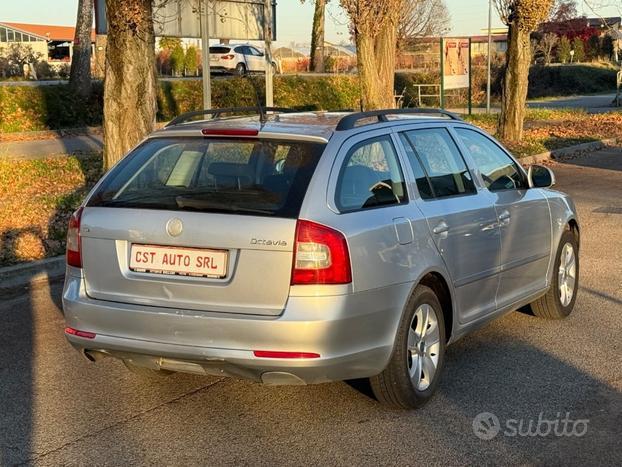 SKODA Octavia TDI CR Wagon Comfort Clima