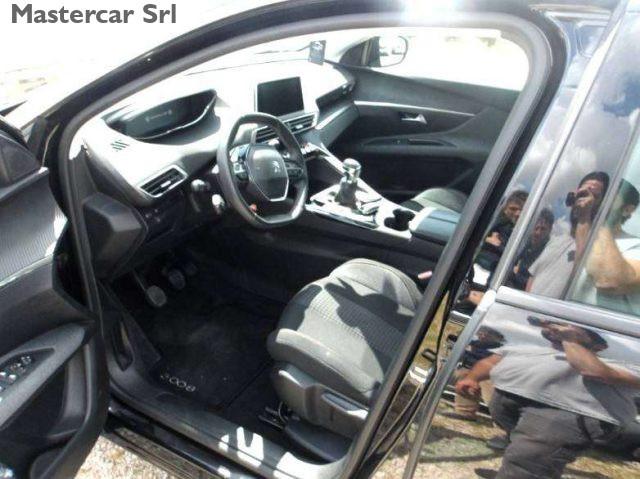 PEUGEOT 3008 3008 II 1.5 bluehdi Active Pack 130Cv - GJ224AG