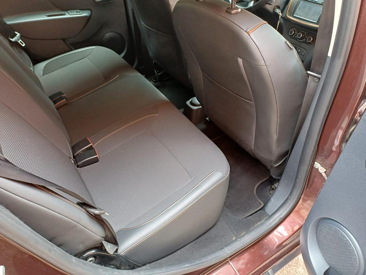 Dacia Sandero 1.5 dCi 8V 75CV Start&Stop Lauréate