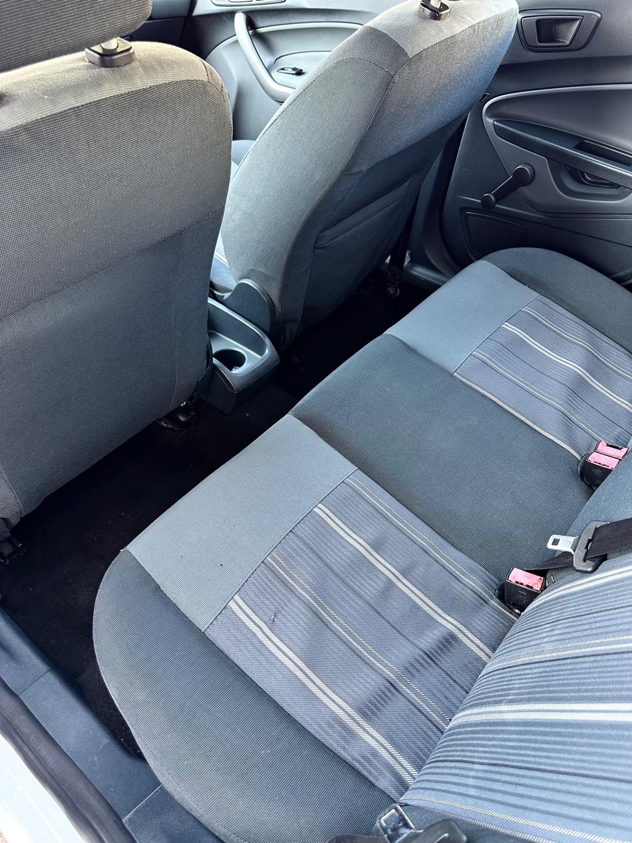 Ford Fiesta 1.2Bz 60CV 5p - Neopatentati