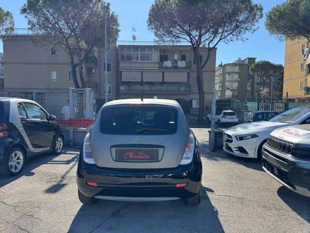 LANCIA Ypsilon 1.4 16V Sport MomoDesign Automatica