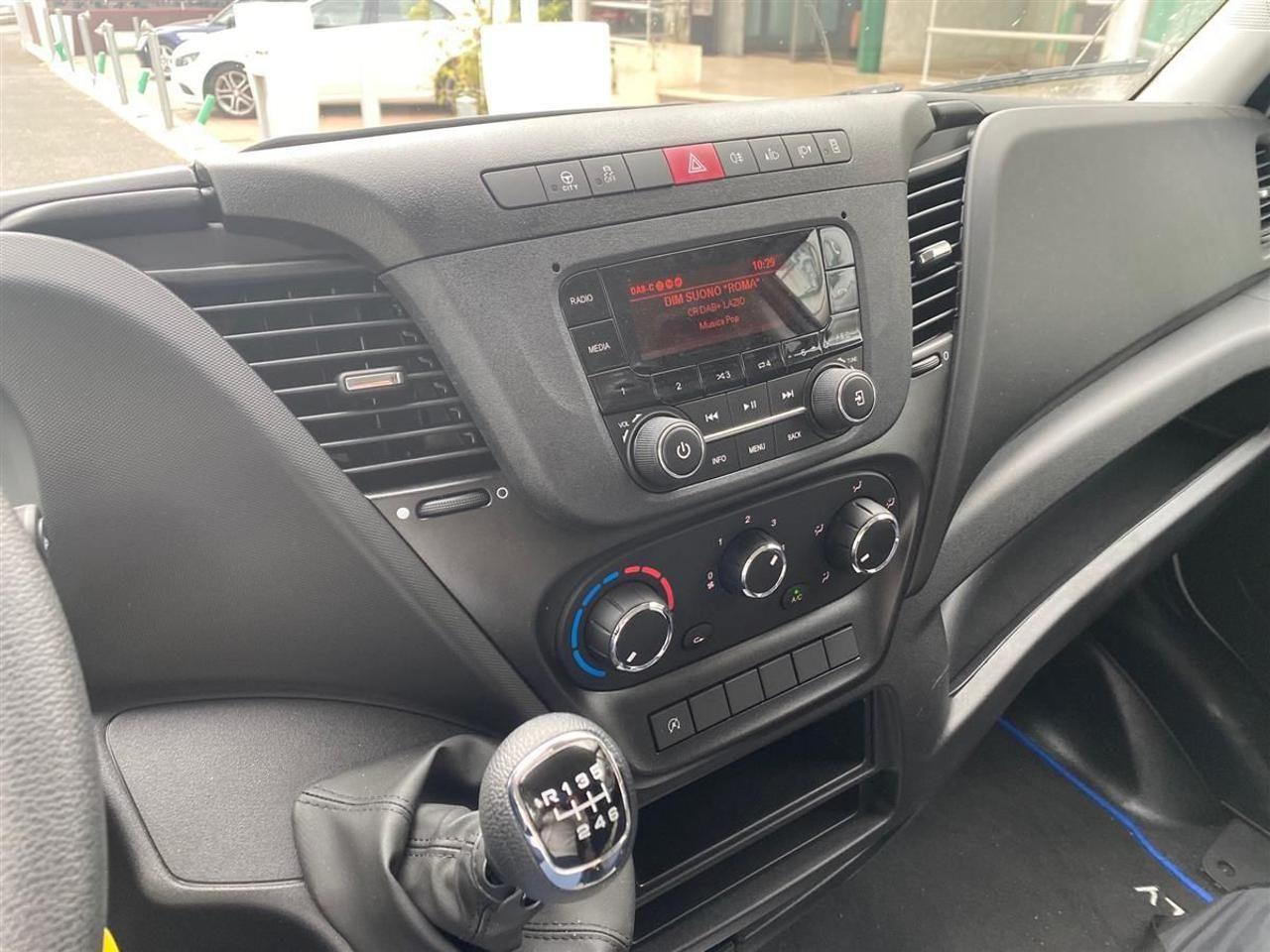 IVECO Daily 35S12V 2.3 HPT PM-SL-TA Furgone