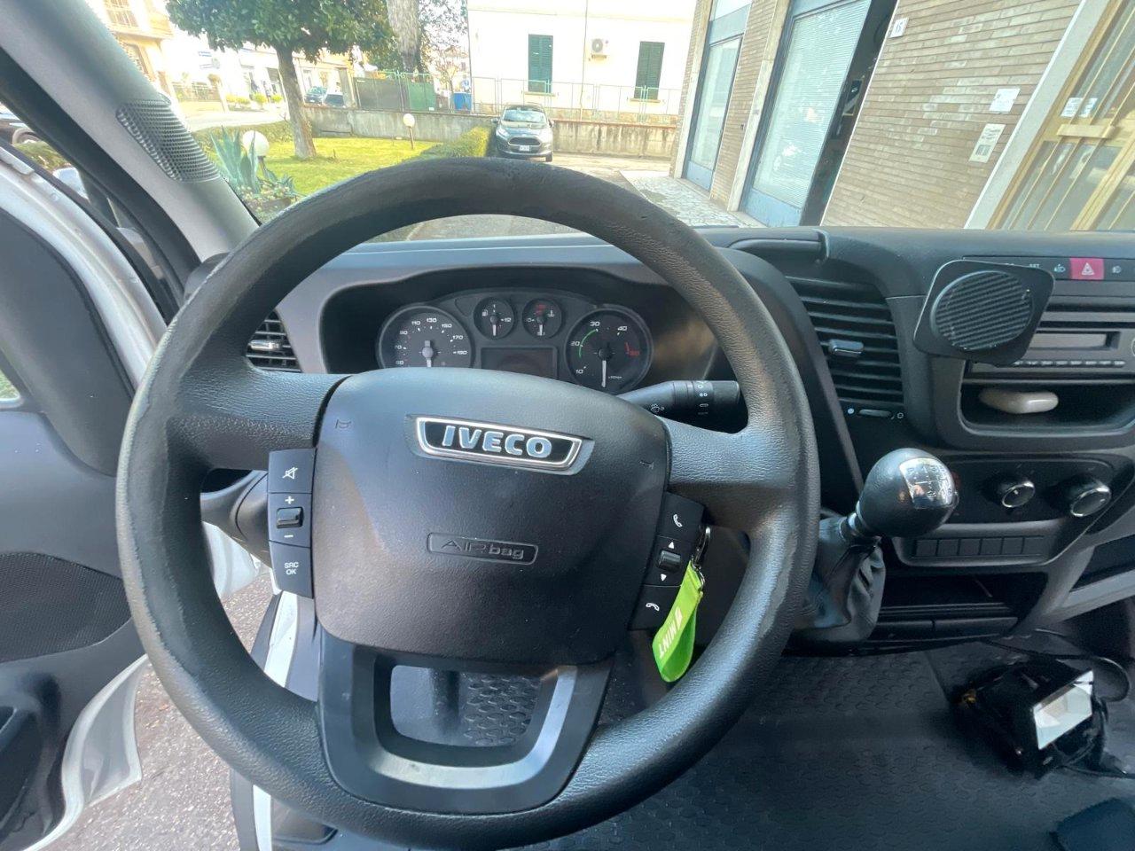 IVECO Daily 35 S15/2.3 V passo lungo tetto alto