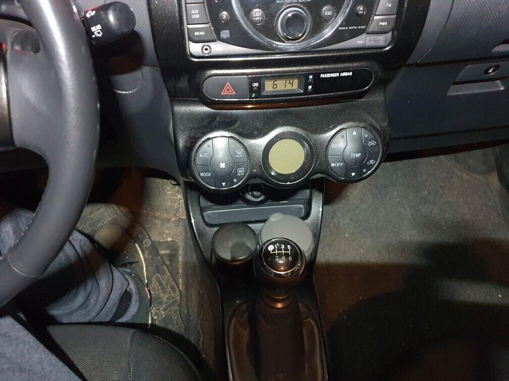 Toyota Urban Cruiser 1.4 D-4D 4WD Sol