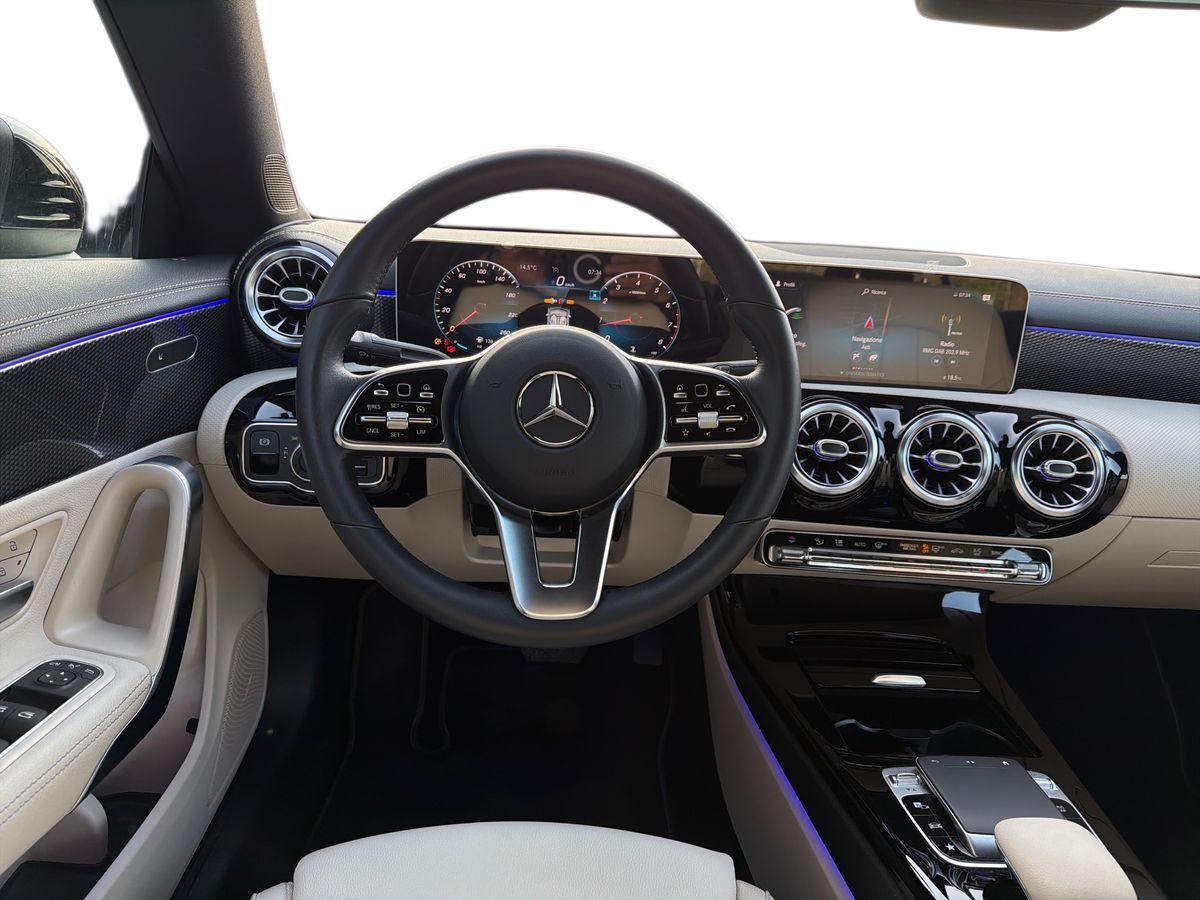 Mercedes-Benz CLA Coupe 180 Sport auto