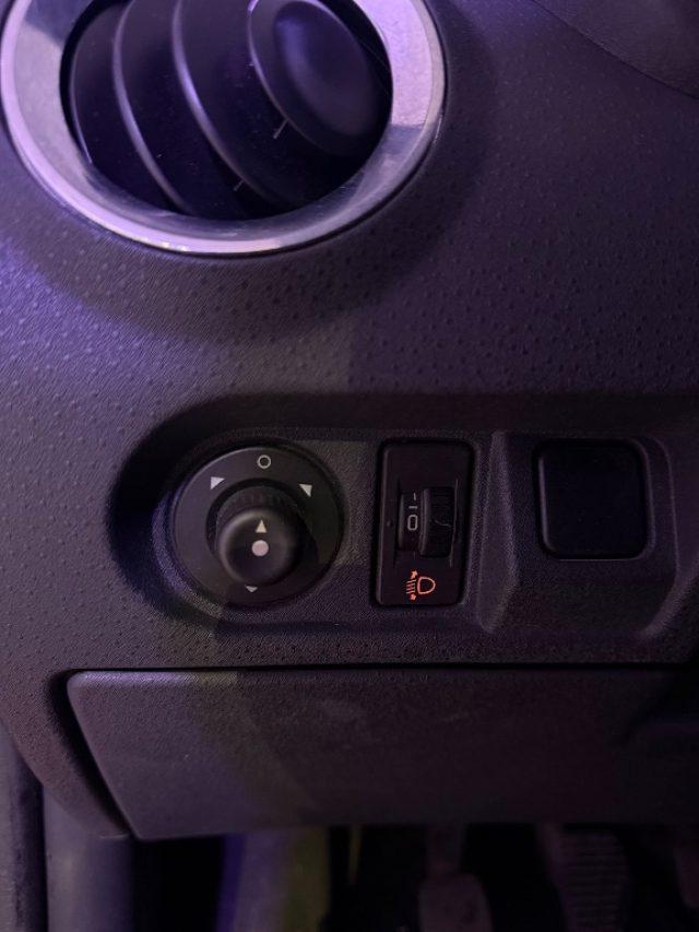 CITROEN C3 1.1 airdream Gold by Pinko