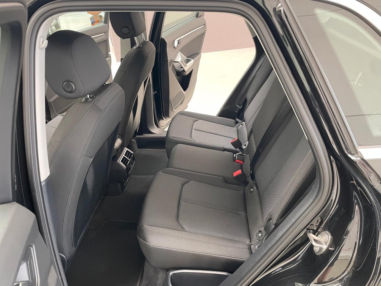 Audi Q3 2.0 150CV 35 TDI S tronic Business Advanced