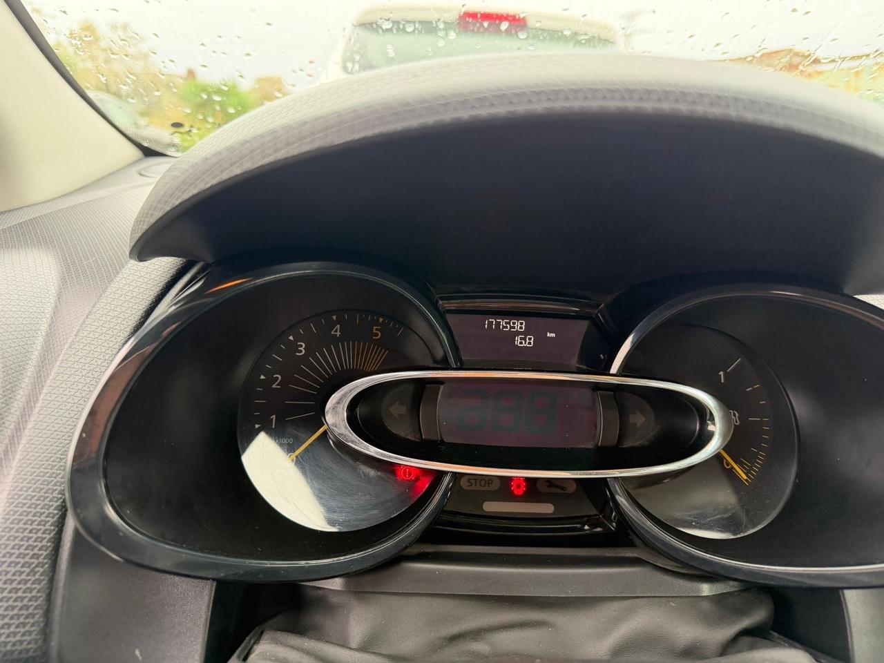 Renault Clio 1.5 dCi 75CV 5 porte Neopatentati