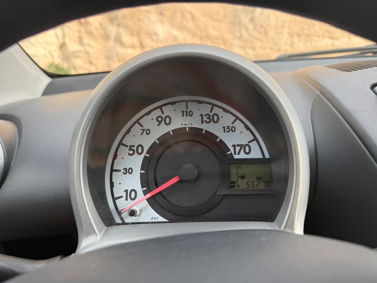 Toyota Aygo/1.0 68CV/NAVI/CLIMA/SOLO 55000 KM