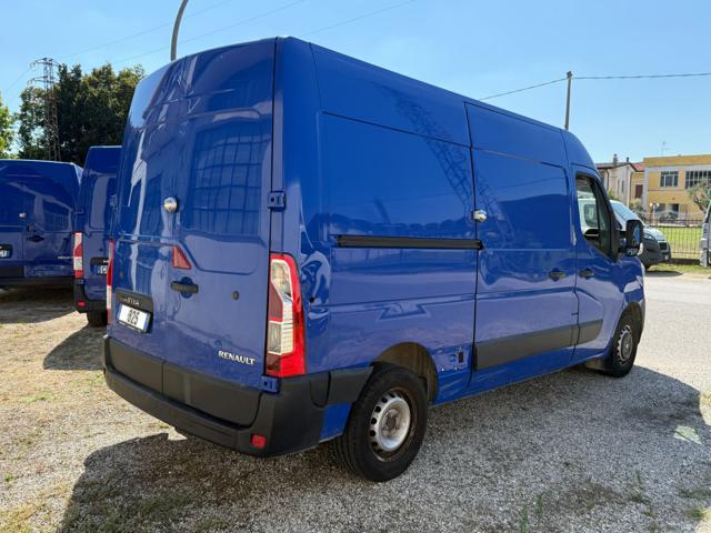RENAULT Master T33 2.3 dCi 135 cv PASSO MEDIO