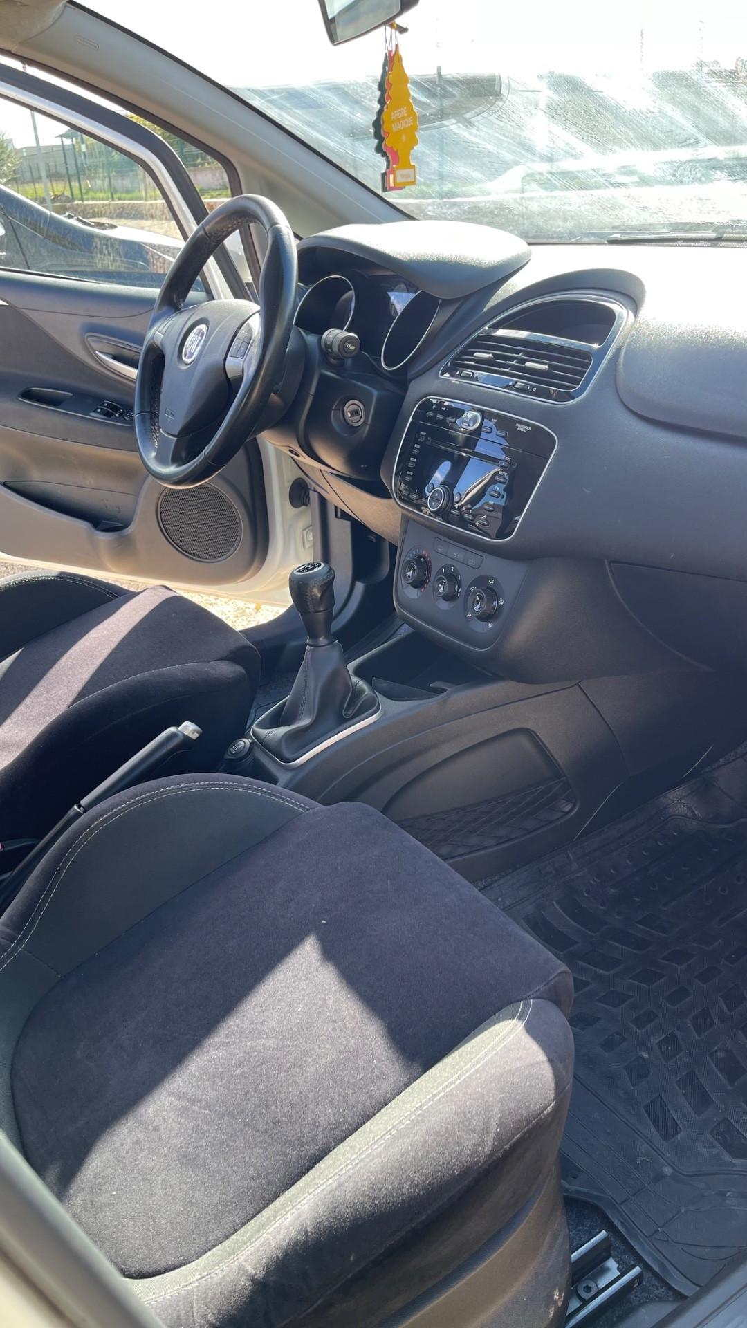 Fiat Punto 1.3 MJT II 75 CV 5 porte Street