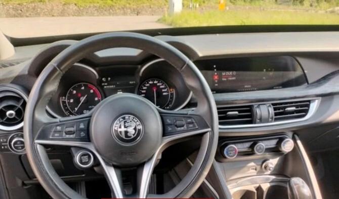 Alfa Romeo Stelvio 2.2 Turbodiesel 160 CV AT8 RWD