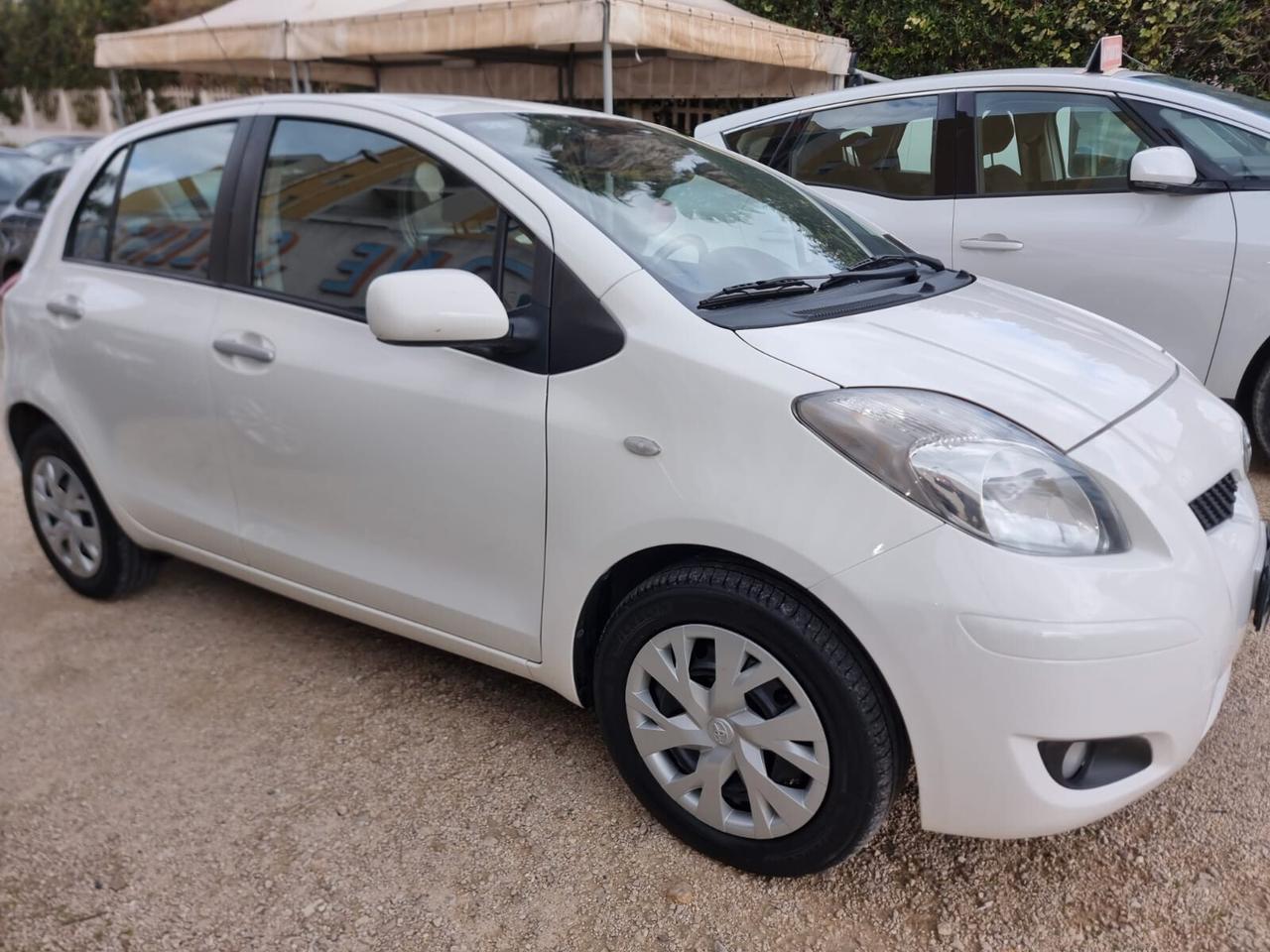 TOYOTA YARIS BENZINA 5 PORTE