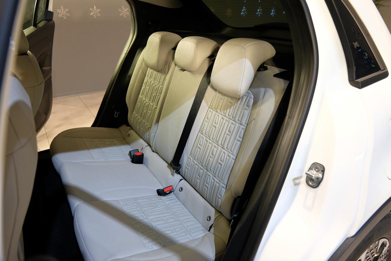 Fiat 600 Hybrid 100 CV DCT MHEV La Prima