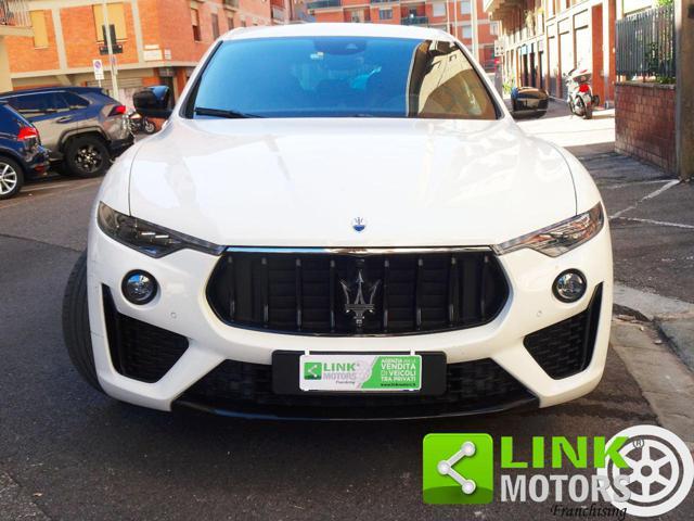 MASERATI Levante MHEV 330 CV AWD Executive