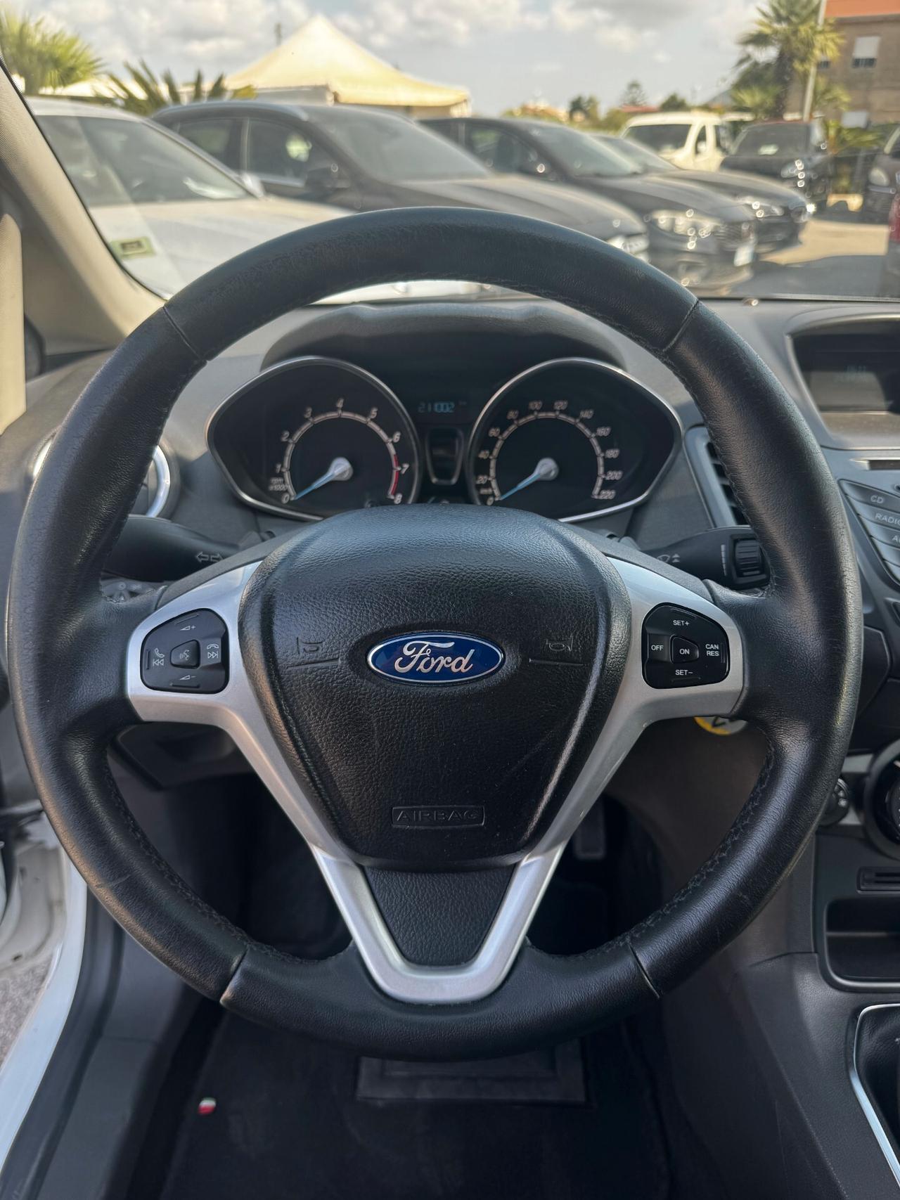 Ford Fiesta 1.4 5 porte Bz.- GPL