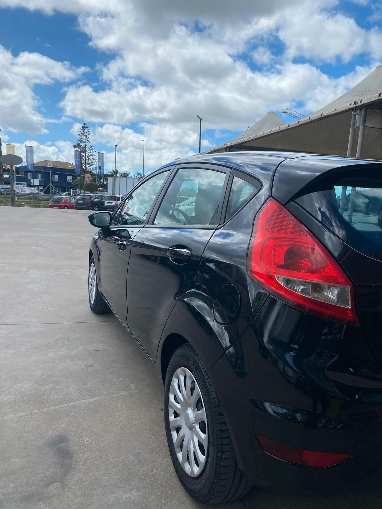 Ford Fiesta 1.2 82 CV 5 porte Titanium