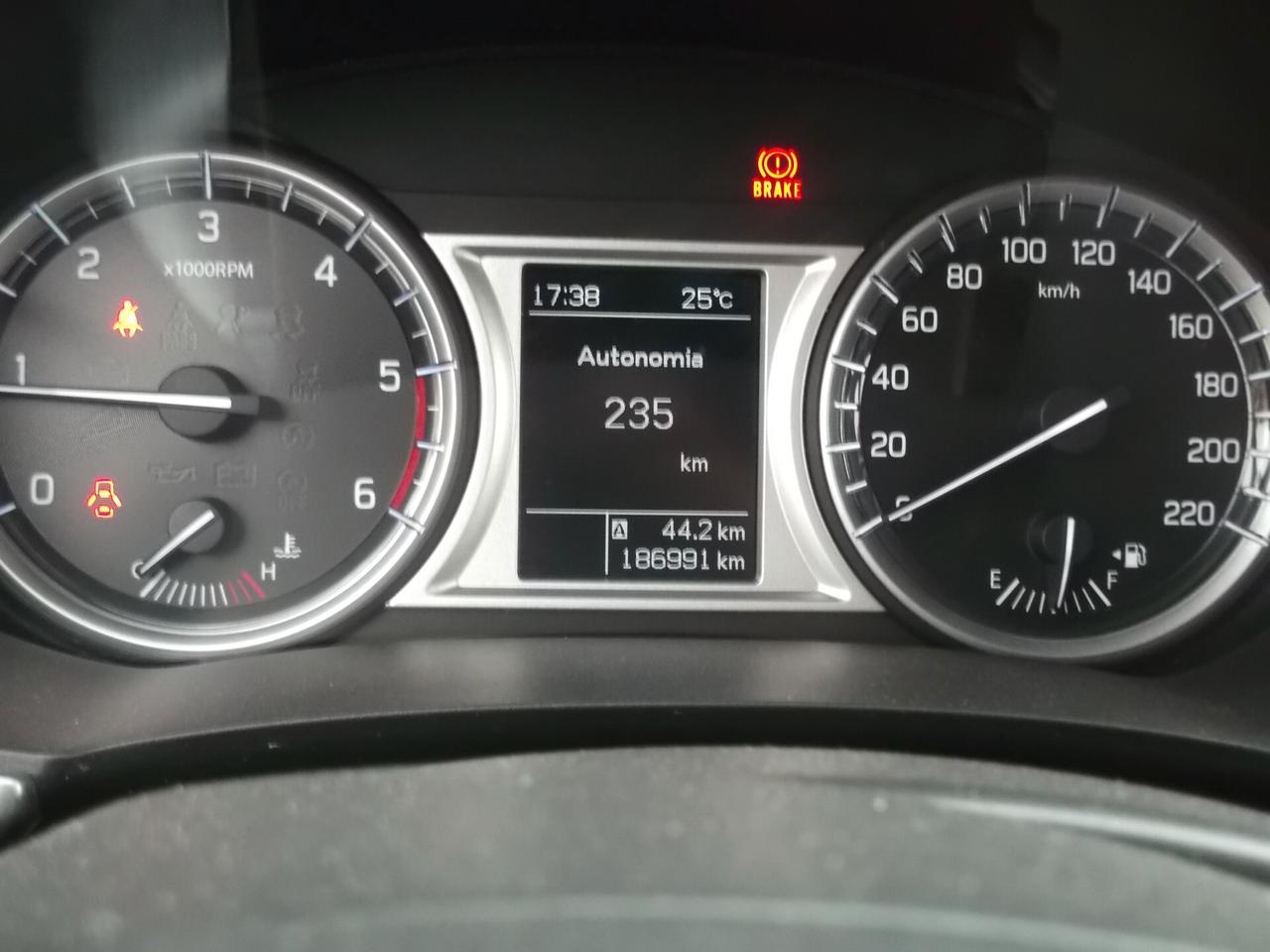 Suzuki Vitara 1.6 DDiS V-Cool - 23