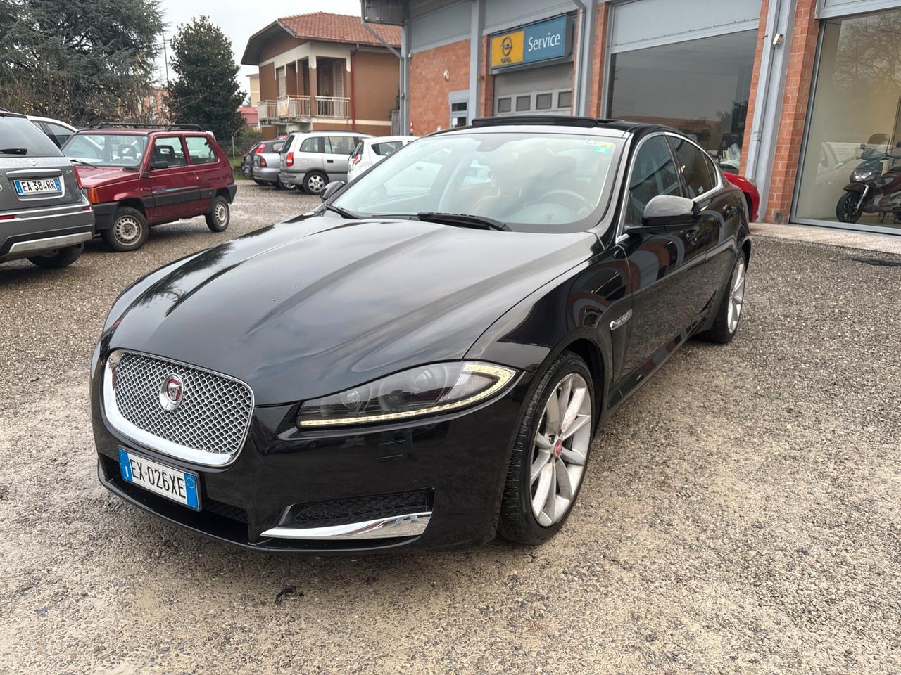 Jaguar XF 2.2 D 200 CV -Full